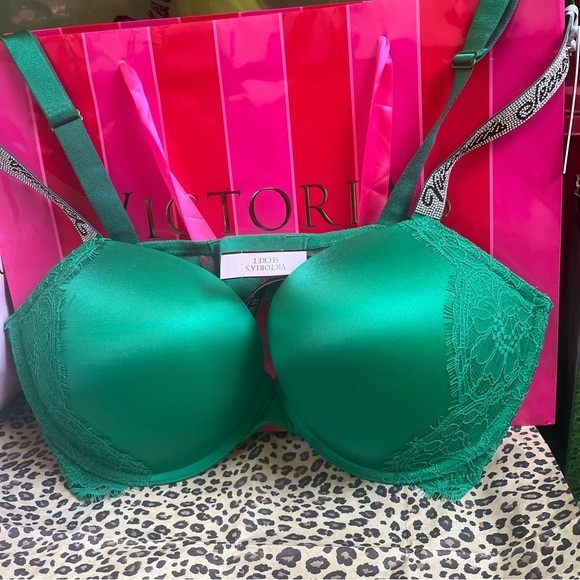 NEW VICTORIAS SECRET SEXY PUSH-UP BRA - Picture 5 of 13